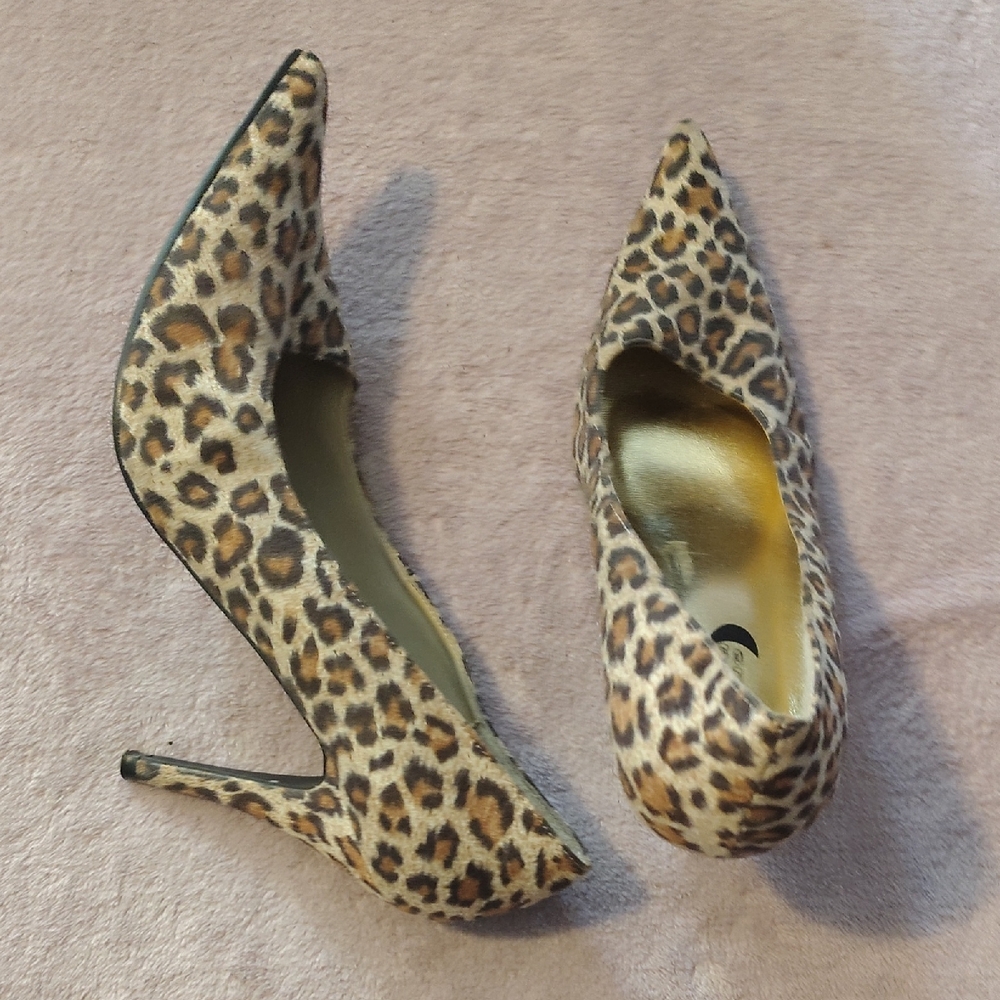 Elegant Leopard Print High Heels